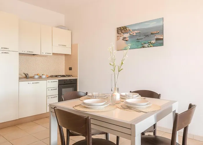 Bilo 4 * فيلاّسيمِيوس